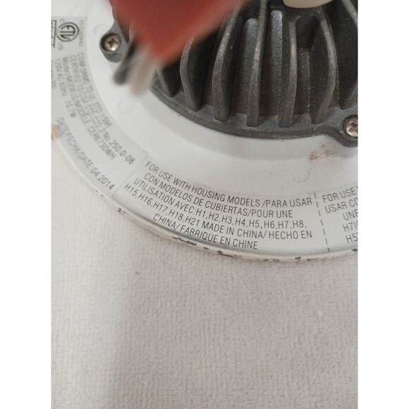 Intertek 7.5" Canned Light USED GOOD OK For WET Works - Picture 6 of 13